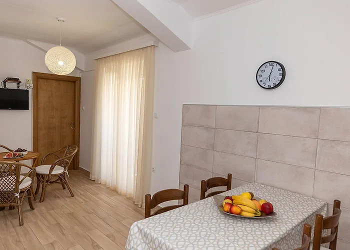 Helles Nur 150 Meter Zum Mit Dachterrasse, Meerblick, Grill