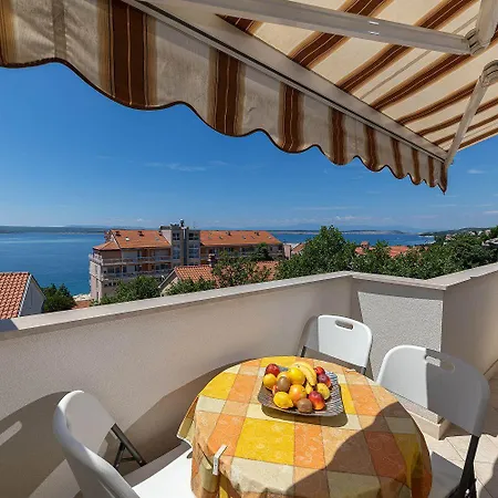 Helles Nur 150 Meter Zum Mit Dachterrasse, Meerblick, Grill Crikvenica